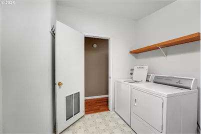 11105 Main St NE #9, Donald, OR 97020 - Photo 37