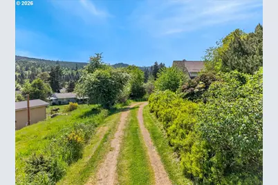 55330 SW Lovegren Dr, Gaston, OR 97119 - Photo 41