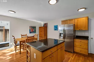 16111 Lindsay Ct, Lake Oswego, OR 97035 - Photo 13