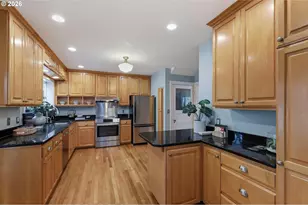 4307 SE Oak St, Portland, OR 97215 - Photo 13