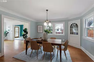 4307 SE Oak St, Portland, OR 97215 - Photo 9