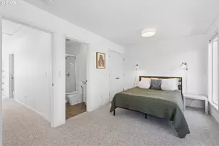 1612 SE Claybourne St, Portland, OR 97202 - Photo 27
