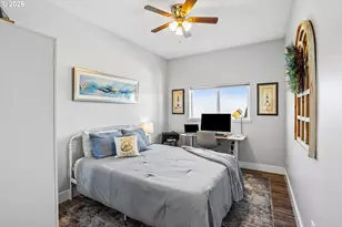 19609 NE Marine Dr, Portland, OR 97230 - Photo 29