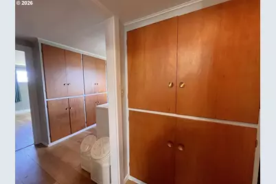 432 Cedar St, Myrtle Point, OR 97458 - Photo 19