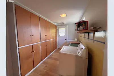 432 Cedar St, Myrtle Point, OR 97458 - Photo 21