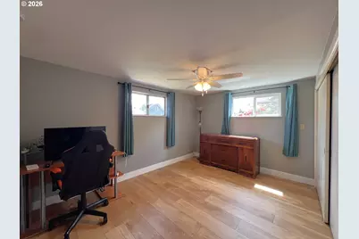 432 Cedar St, Myrtle Point, OR 97458 - Photo 9