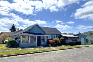 432 Cedar St, Myrtle Point, OR 97458 - Photo 33