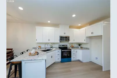 729 Periander Way, Harrisburg, OR 97446 - Photo 7