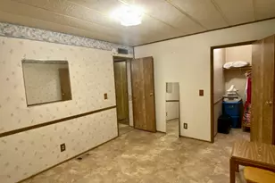 7858 SE King Rd, Milwaukie, OR 97222 - Photo 23