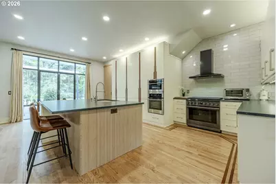 1564 Regency Dr, Eugene, OR 97401 - Photo 23