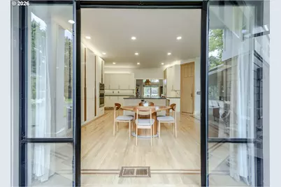 1564 Regency Dr, Eugene, OR 97401 - Photo 25