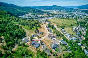 895 Valley Vista St, Sutherlin, OR 97479 - Photo 39