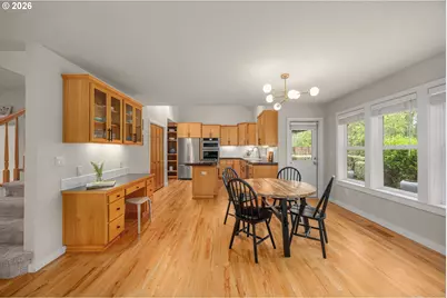16368 NW Graf St, Portland, OR 97229 - Photo 9