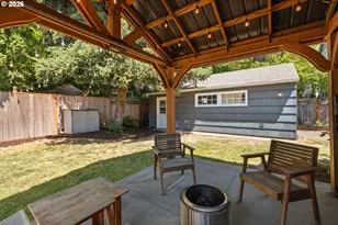 4015 SE Lexington St, Portland, OR 97202 - Photo 23
