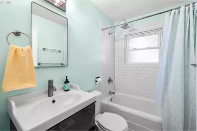4015 SE Lexington St, Portland, OR 97202 - Photo 11