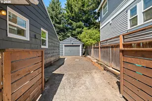 4015 SE Lexington St, Portland, OR 97202 - Photo 25
