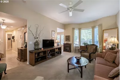 1462 NW Chardonnay Dr, McMinnville, OR 97128 - Photo 11