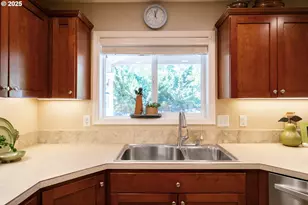 1462 NW Chardonnay Dr, McMinnville, OR 97128 - Photo 19