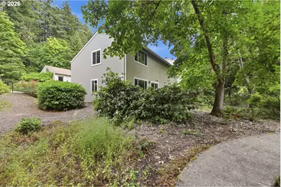 2562 Brittania Pl, Eugene, OR 97405 - Photo 33