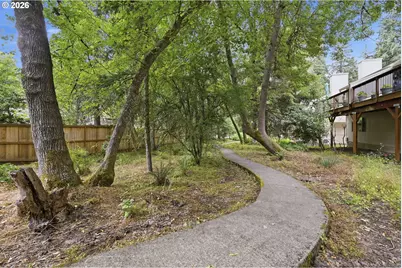 2562 Brittania Pl, Eugene, OR 97405 - Photo 27