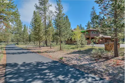 57665 Aspen Ln, Sunriver, OR 97707 - Photo 3