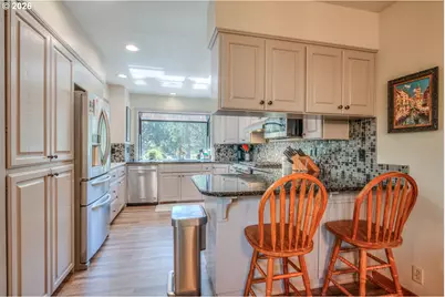 57665 Aspen Ln, Sunriver, OR 97707 - Photo 9
