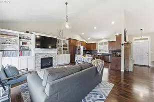 35640 Elk Meadows Dr, Saint Helens, OR 97051 - Photo 7