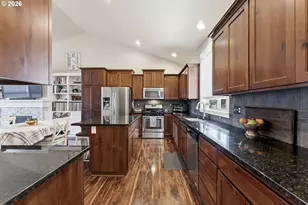 35640 Elk Meadows Dr, Saint Helens, OR 97051 - Photo 17