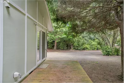 88046 Leeward Dr, Florence, OR 97439 - Photo 29