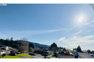 825 Brookhaven Dr, Brookings, OR 97415 - Photo 3