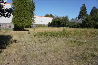 14824 SE Kellogg Ave, Milwaukie, OR 97267 - Photo 5