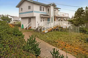 3455 SW Fernwood Ln, Waldport, OR 97394 - Photo 9