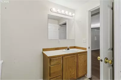 15310 SE Stark St #C, Portland, OR 97233 - Photo 29