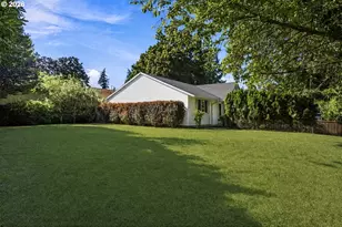 15310 SE Stark St, Portland, OR 97233 - Photo 21
