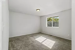 15310 SE Stark St, Portland, OR 97233 - Photo 15