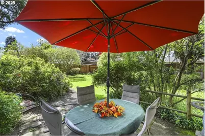 575 N Locust St, Canby, OR 97013 - Photo 39