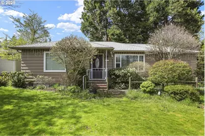 575 N Locust St, Canby, OR 97013 - Photo 3