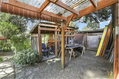 575 N Locust St, Canby, OR 97013 - Photo 45