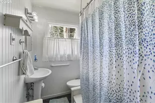 575 N Locust St, Canby, OR 97013 - Photo 11