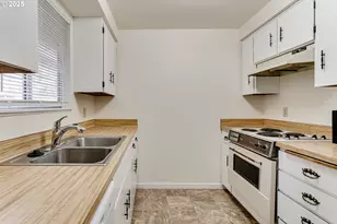 87810 Norman Ave, Veneta, OR 97487 - Photo 11