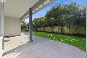 1718 Victorian Way, Eugene, OR 97401 - Photo 33