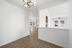 1718 Victorian Way, Eugene, OR 97401 - Photo 5