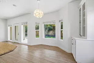 1718 Victorian Way, Eugene, OR 97401 - Photo 13