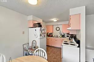 423 7th Ave, Coos Bay, OR 97420 - Photo 9
