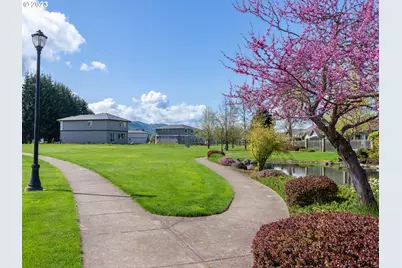 336 Sunday Dr, Creswell, OR 97426 - Photo 35