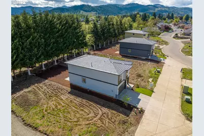 336 Sunday Dr, Creswell, OR 97426 - Photo 31