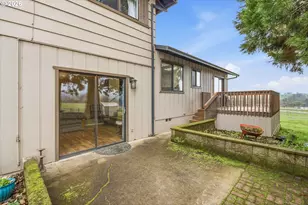 270 Glenwood Ct, Roseburg, OR 97471 - Photo 13