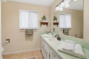 270 Glenwood Ct, Roseburg, OR 97471 - Photo 39