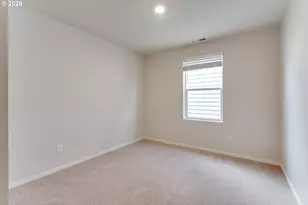 2932 V St, Springfield, OR 97477 - Photo 35