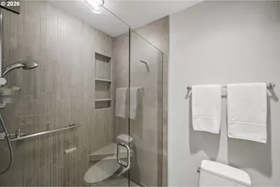 4830 SW Dosch Park Ln, Portland, OR 97239 - Photo 33